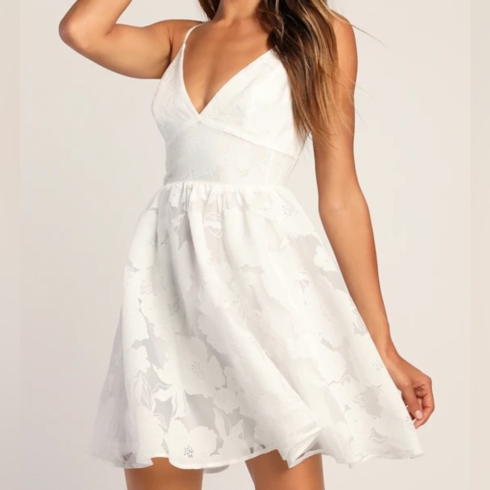 Lulus Floral Feelings White Floral Jacquard Babydoll Mini Dress medium